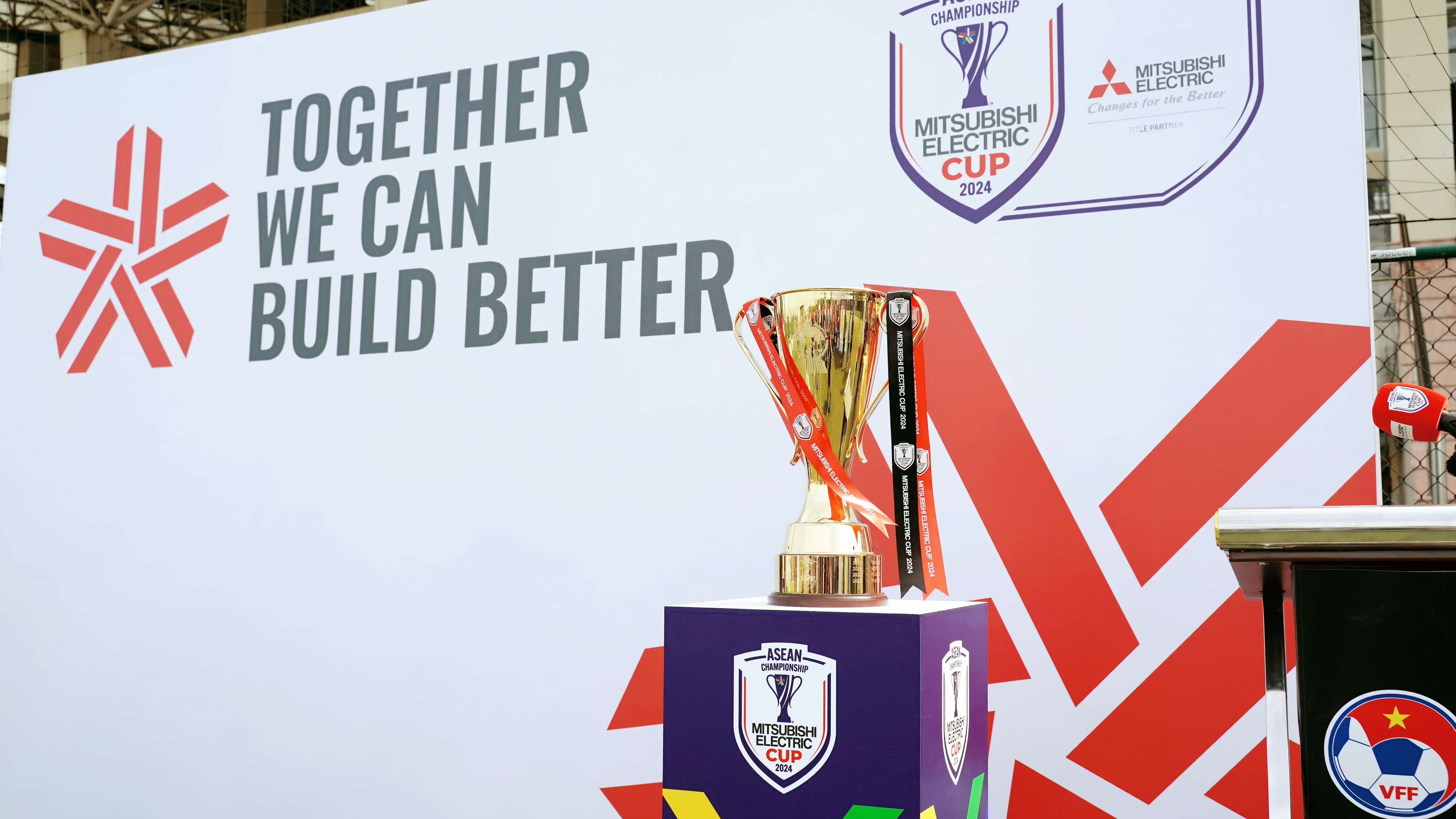 球为主的中 球为主的中